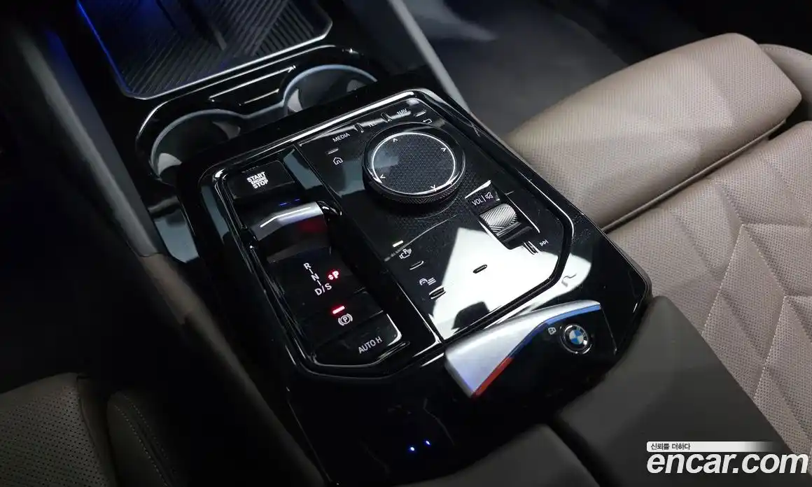 BMW 5-Series 2024 2.0 Автомат в Москве № 538070, фото 9