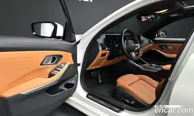 BMW 3-Series 2023 2.0 Автомат в Москве № 538129, миниатюра 11