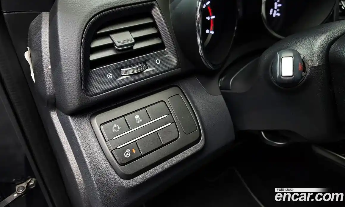 SsangYong TIBOLI 2017 1.6 Автомат в Москве № 538860, фото 16