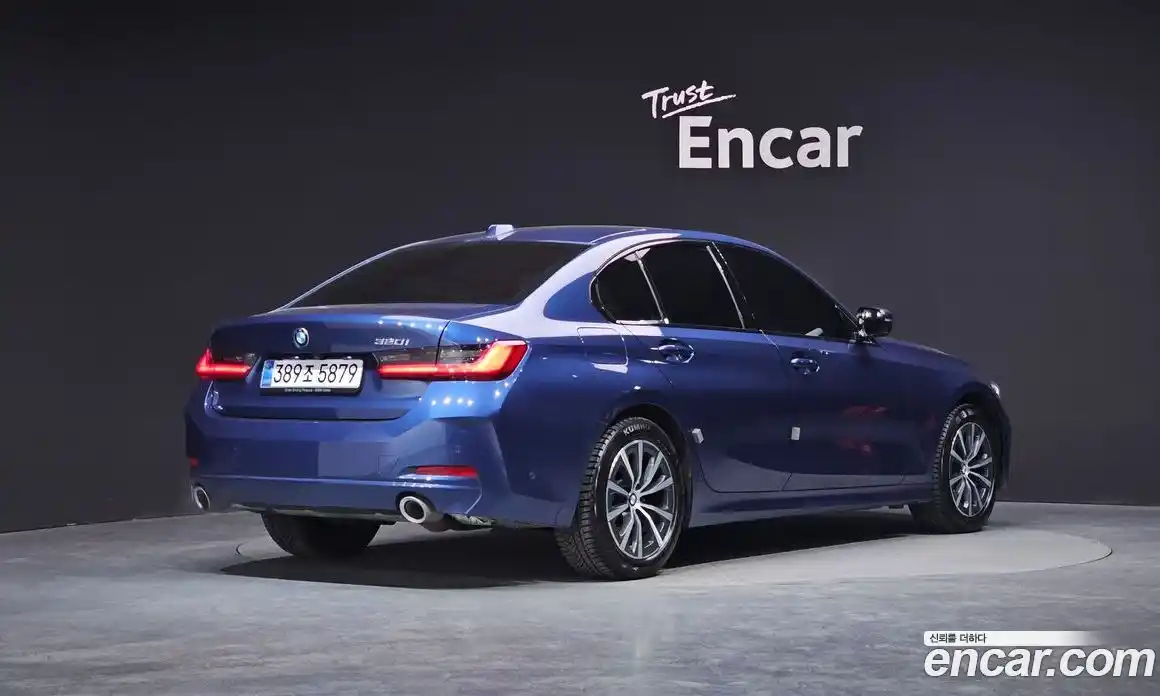 BMW 3-Series 2023 2.0 Автомат в Москве № 539690, фото 2