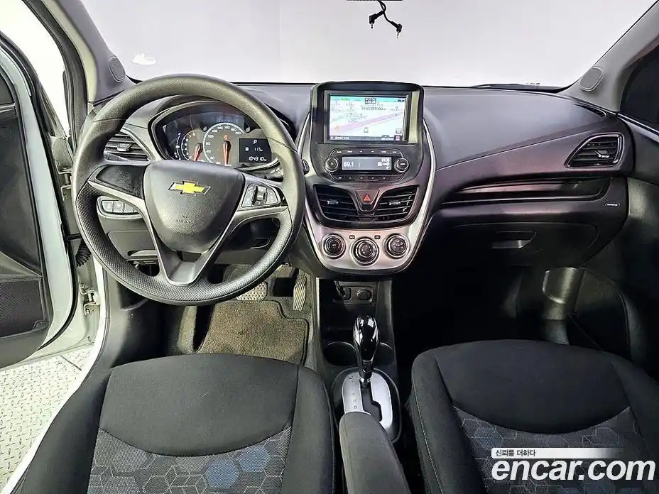 Chevrolet Spark 2016 1.0 Автомат в Москве № 540179, фото 5