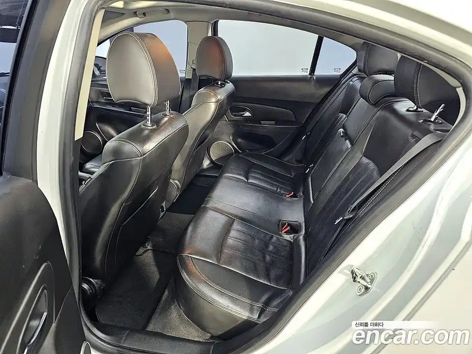 Chevrolet Cruze 2015 2.0 Автомат в Москве № 540709, фото 9