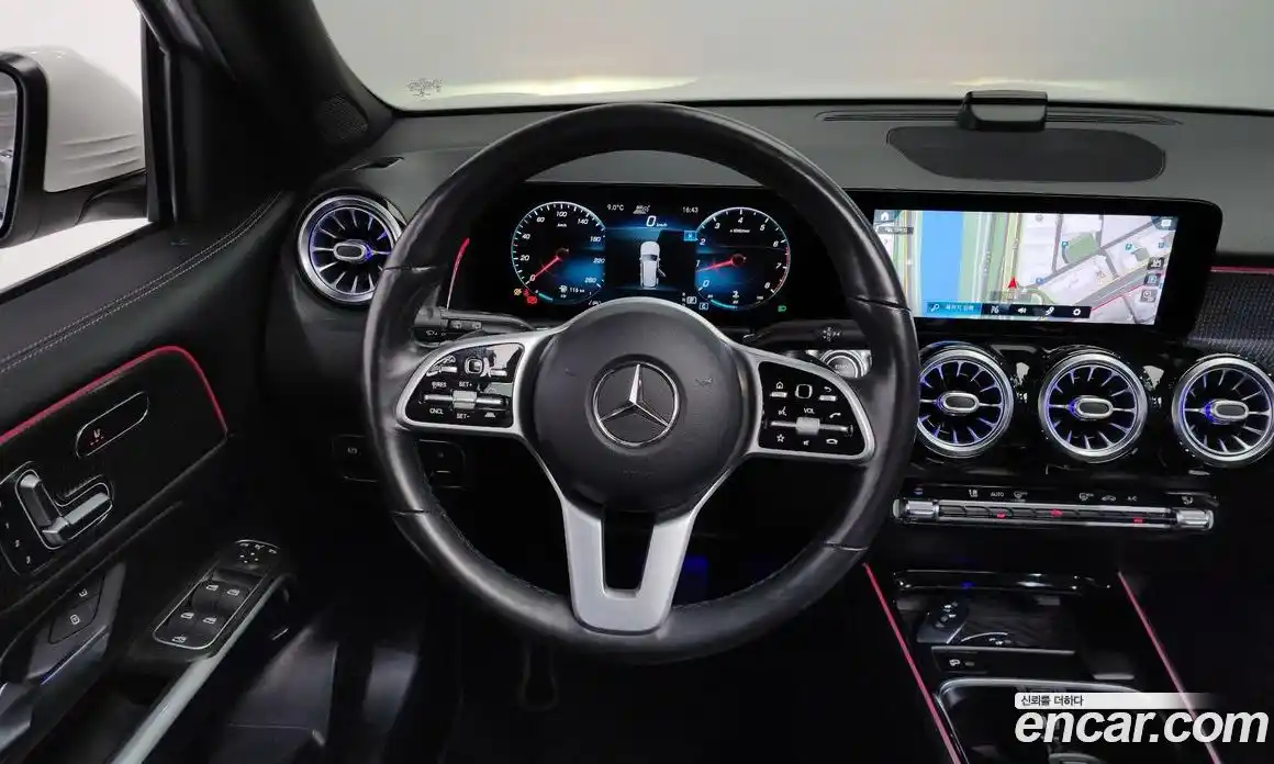 Mercedes-Benz GLB-Class 2021 2.0 Автомат в Москве № 542402, фото 13