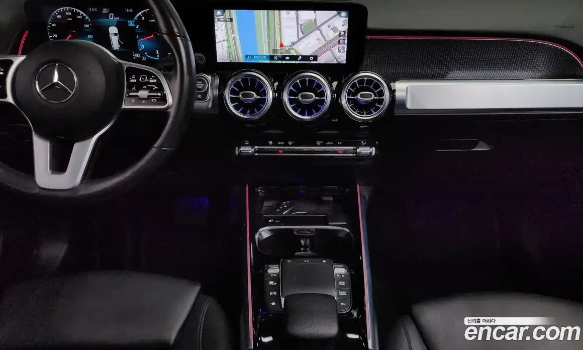 Mercedes-Benz GLB-Class 2021 2.0 Автомат в Москве № 542402, фото 15