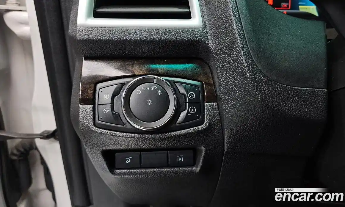 Ford Explorer 2011 3.5 Автомат в Москве № 542524, фото 18