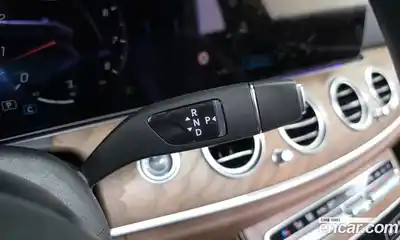 Mercedes-Benz E-Class 2022 2.0 Автомат в Москве № 542545, миниатюра 9