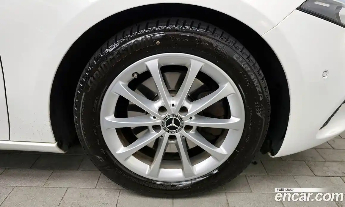 Mercedes-Benz A-Class 2020 2.0 Автомат в Москве № 542640, фото 5