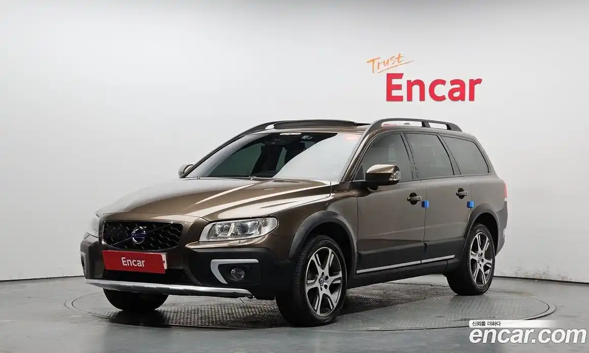 Volvo XC70 2015 2.4 Автомат в Москве № 545170, фото 1