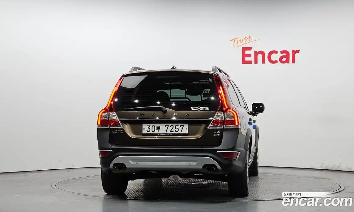 Volvo XC70 2015 2.4 Автомат в Москве № 545170, фото 4