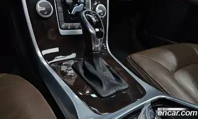 Volvo XC70 2015 2.4 Автомат в Москве № 545170, миниатюра 9