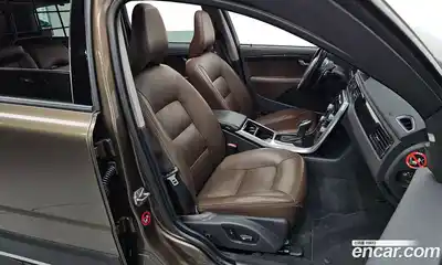 Volvo XC70 2015 2.4 Автомат в Москве № 545170, миниатюра 10