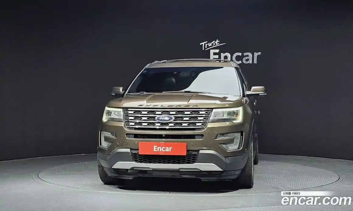 Ford Explorer 2016 2.3 Автомат в Москве № 547036, фото 3