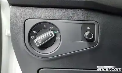 Volkswagen Tiguan 2022 2.0 Автомат в Москве № 547314, миниатюра 12