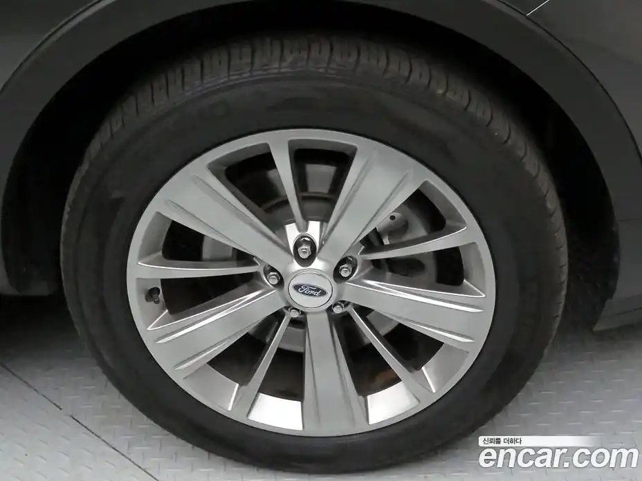 Ford Explorer 2018 2.3 Автомат в Москве № 547462, фото 20