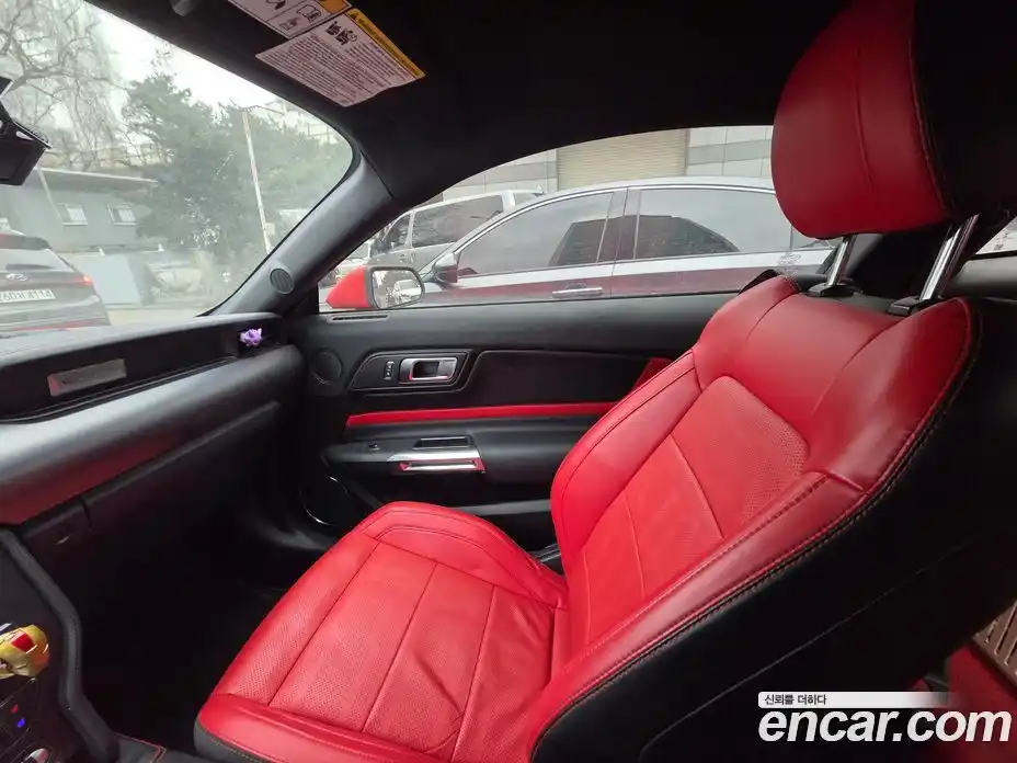 Ford Mustang 2021 2.3 Автомат в Москве № 547465, фото 10