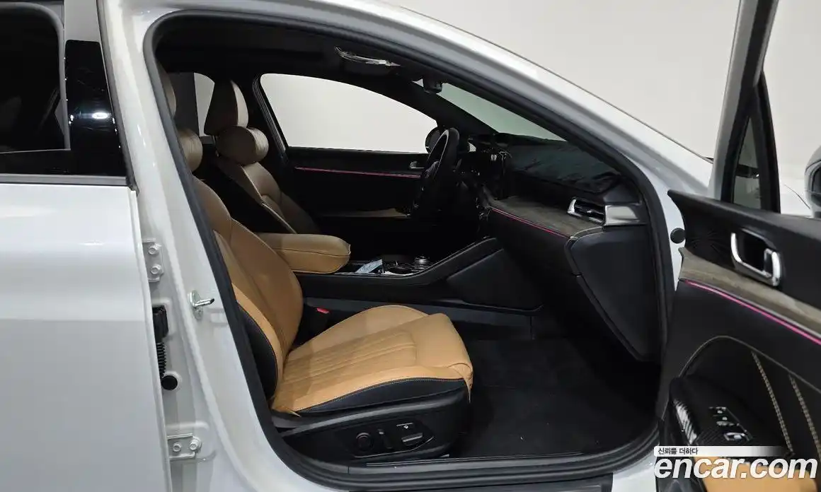 Kia K5 2023 1.6 Автомат в Москве № 55252, фото 10