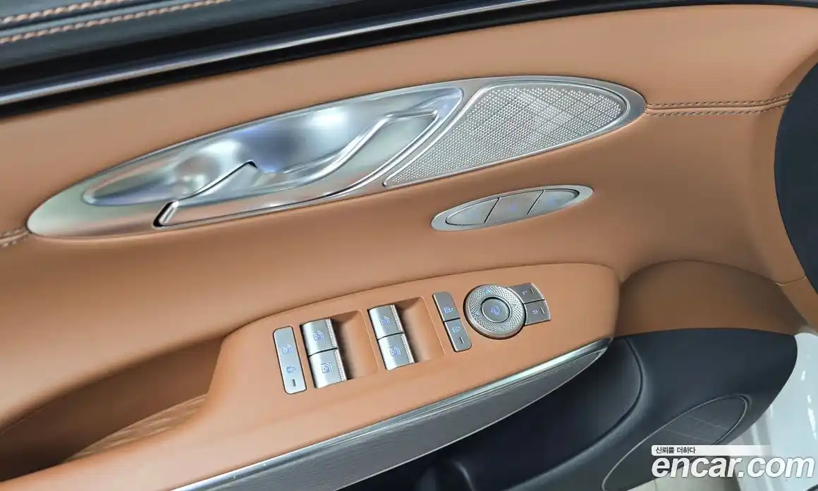 Genesis GV70 2024 2.5 Автомат в Москве № 56560, фото 16