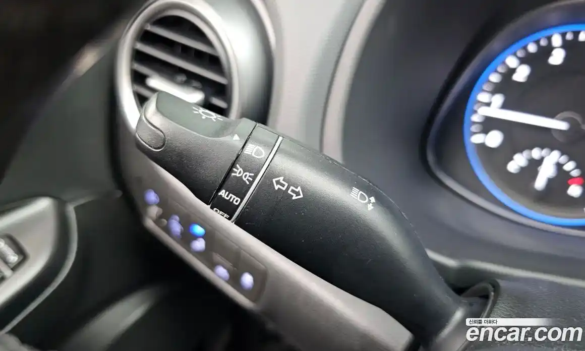 Hyundai Kona 2020 1.6 Автомат в Москве № 6121, фото 19