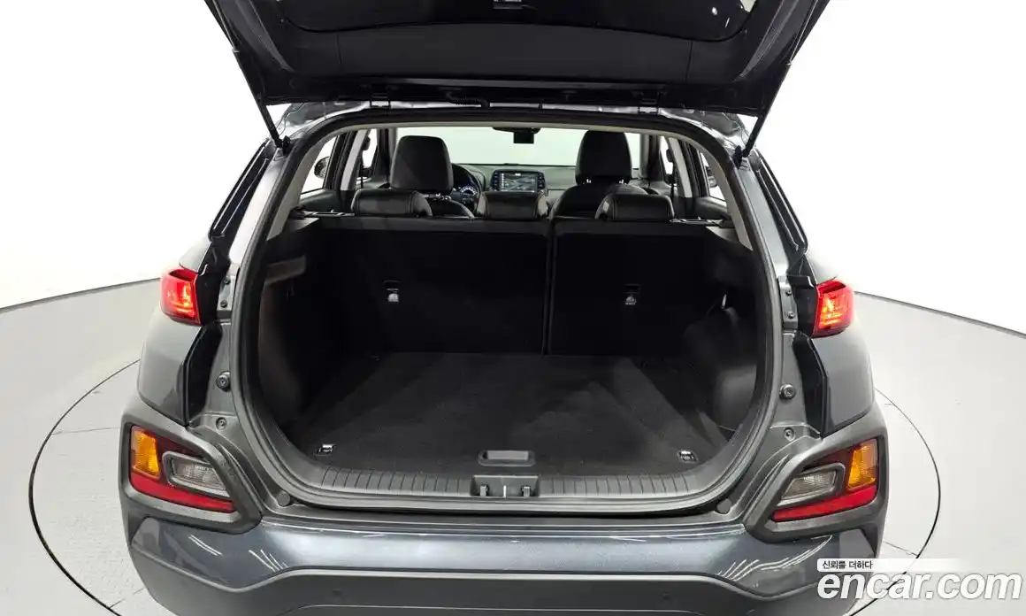 Hyundai Kona 2020 1.6 Автомат в Москве № 6121, фото 20