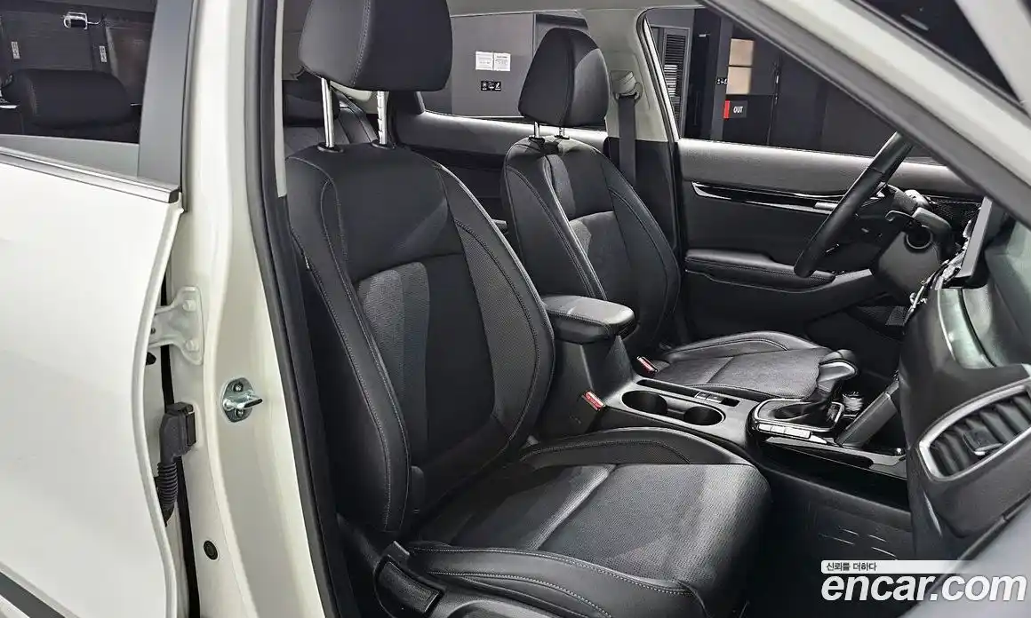 Kia Seltos 2021 1.6 Автомат в Москве № 73138, фото 11