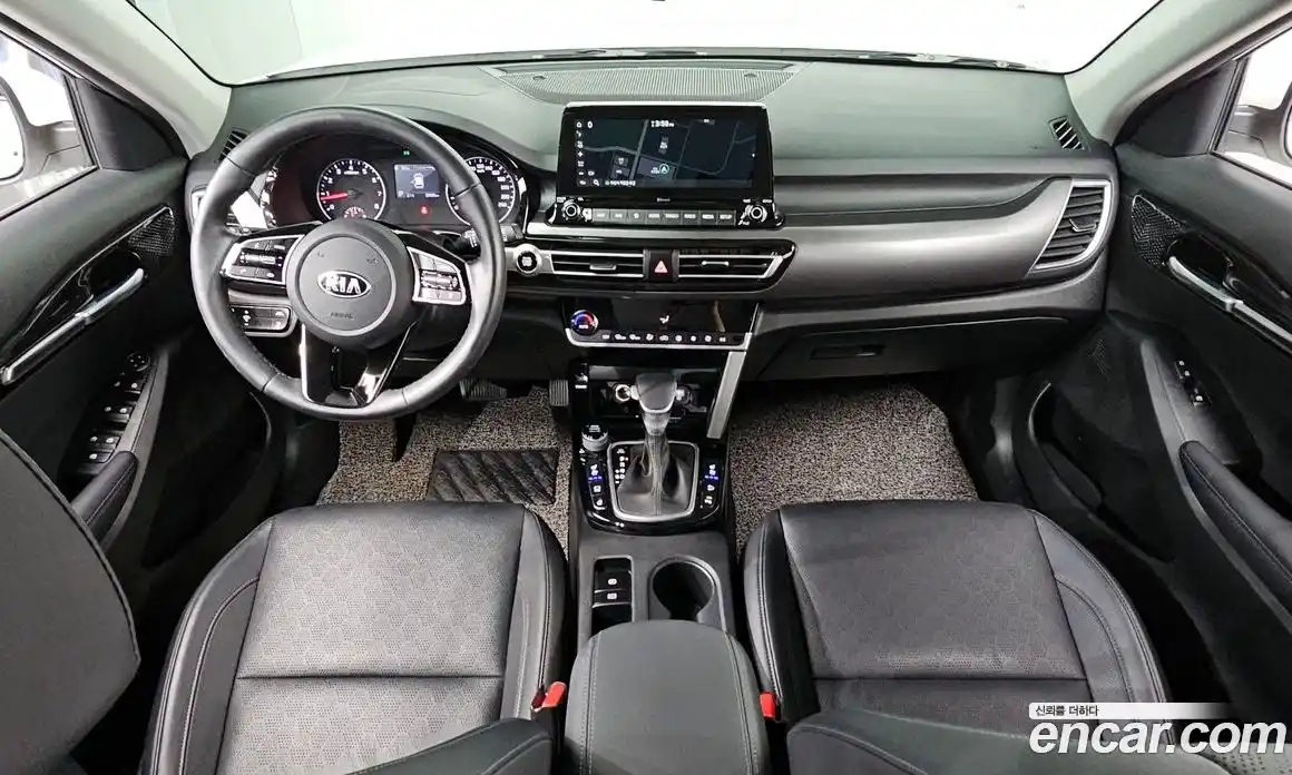 Kia Seltos 2021 1.6 Автомат в Москве № 73138, фото 9