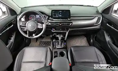 Kia Seltos 2021 1.6 Автомат в Москве № 73138, миниатюра 9
