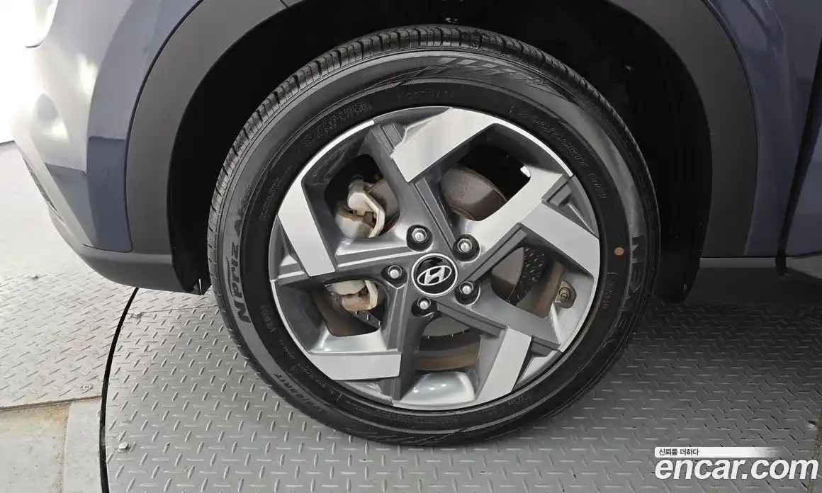 Hyundai Venue 2020 1.6 Автомат в Москве № 89304, фото 18