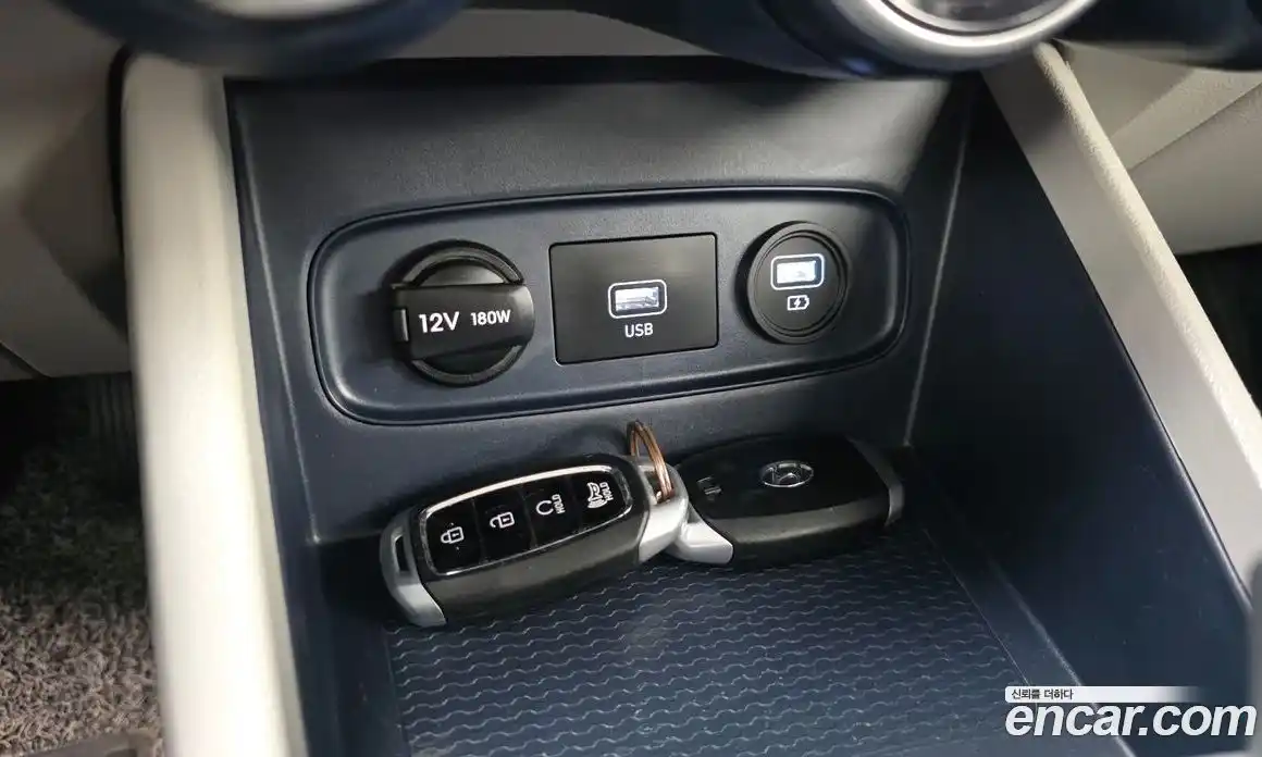 Hyundai Venue 2020 1.6 Автомат в Москве № 89304, фото 6