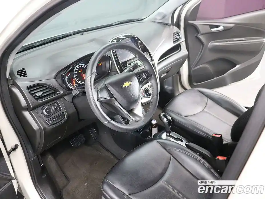 Chevrolet Spark 2016 1.0 Автомат в Москве № 103764, фото 17