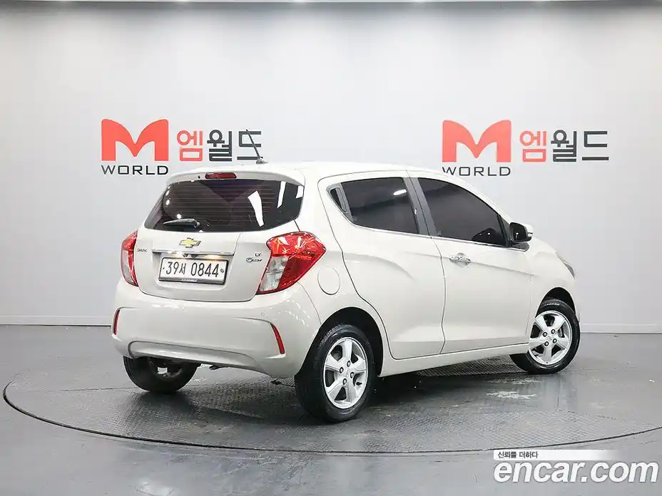 Chevrolet Spark 2016 1.0 Автомат в Москве № 103764, фото 3