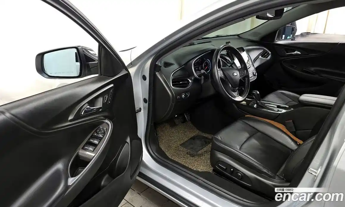 Chevrolet Malibu 2017 2.0 Автомат в Москве № 104885, фото 12