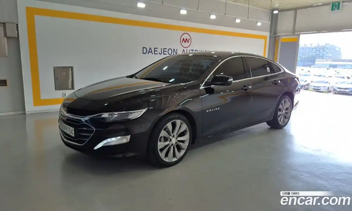 Chevrolet Malibu 2021 2.0 Автомат в Москве № 104932, фото 2