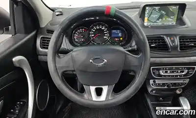 Renault SM3 2012 1.6 Автомат в Москве № 106763, миниатюра 9