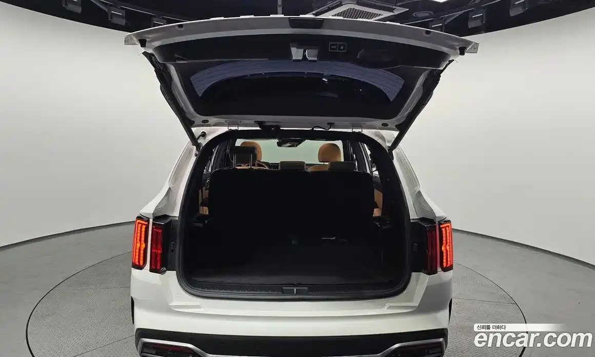 Kia Sorento 2022 1.6 Автомат в Москве № 107926, фото 16