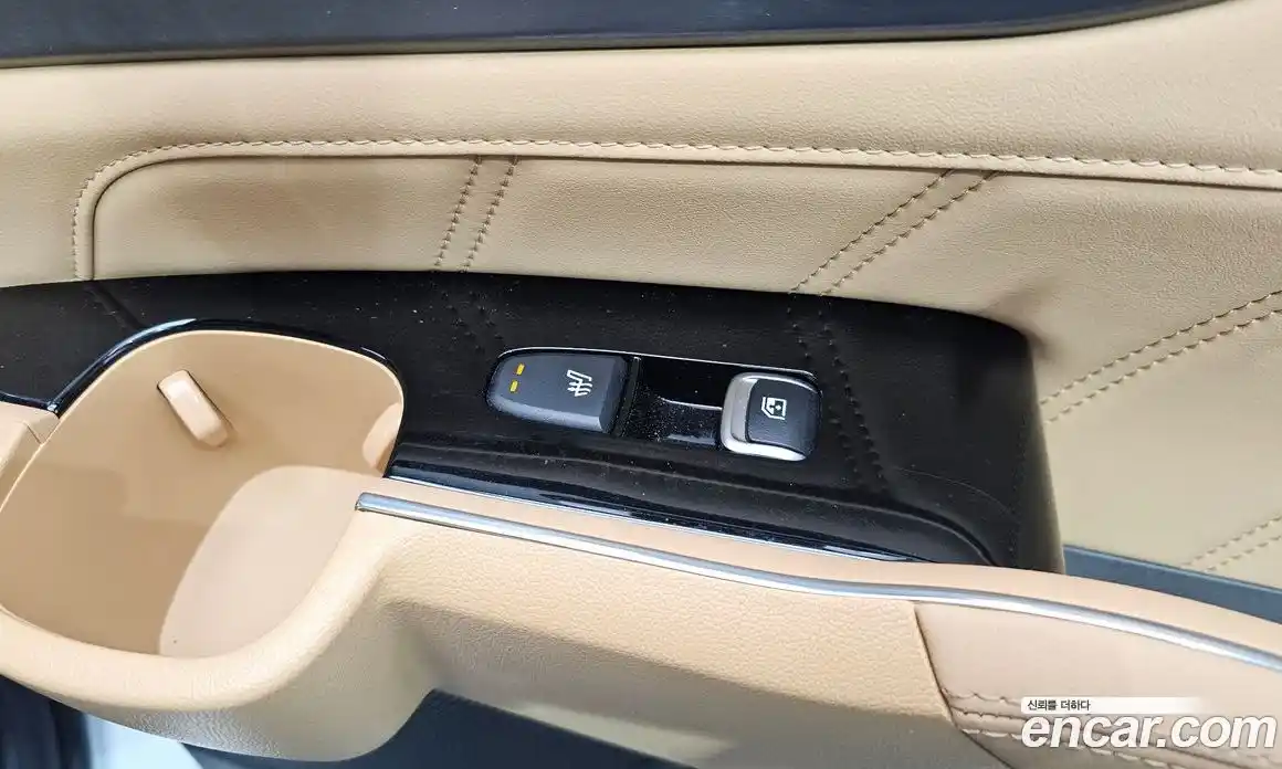 Kia Sorento 2022 1.6 Автомат в Москве № 107926, фото 4