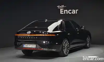 Hyundai Grandeur 2025 1.6 Автомат в Москве № 108673, миниатюра 2