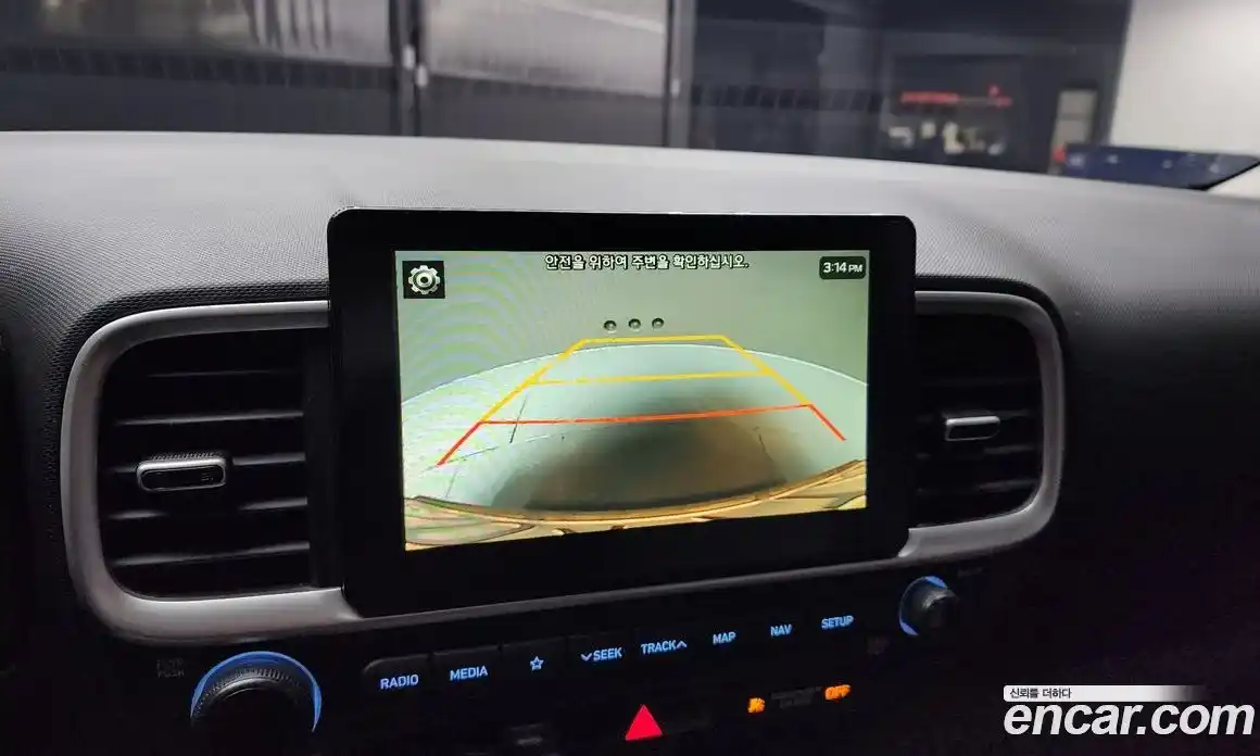 Hyundai Venue 2020 1.6 Автомат в Москве № 112310, фото 11