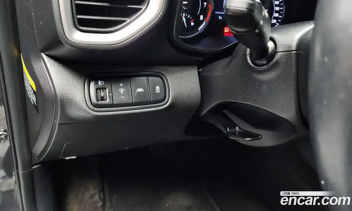 Hyundai Venue 2020 1.6 Автомат в Москве № 112310, фото 17