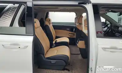 Kia Canival 2023 2.2 Автомат в Москве № 115515, миниатюра 12