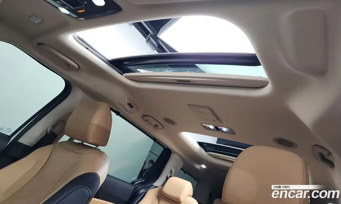 Kia Canival 2023 2.2 Автомат в Москве № 115515, фото 19