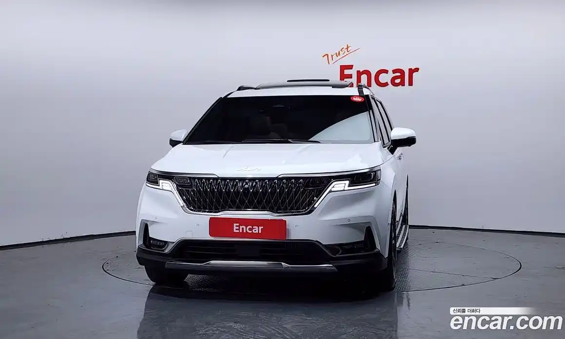 Kia Canival 2023 2.2 Автомат в Москве № 115515, фото 3