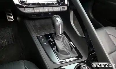 Hyundai Avante 2022 2.0 Автомат в Москве № 119677, миниатюра 9