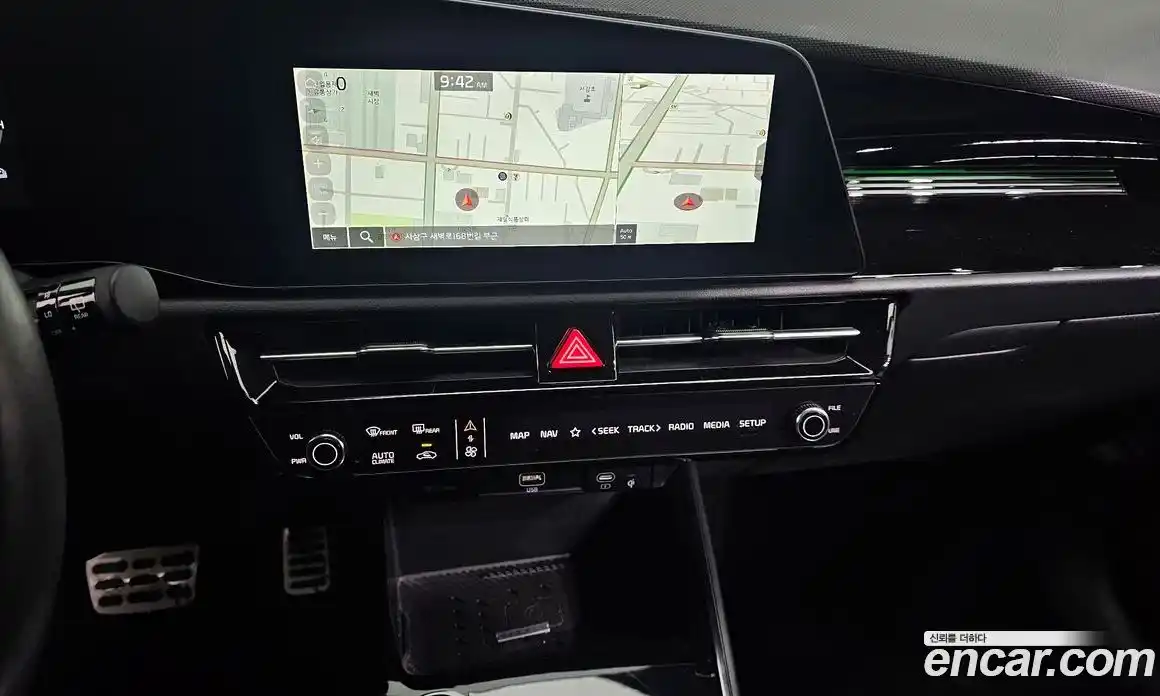 Kia Niro 2024 1.6 Автомат в Москве № 124087, фото 19