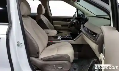 Kia Canival 2023 2.2 Автомат в Москве № 128625, миниатюра 4