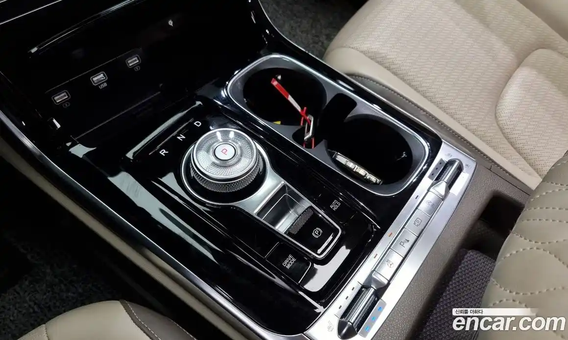 Kia Canival 2023 2.2 Автомат в Москве № 128625, фото 6