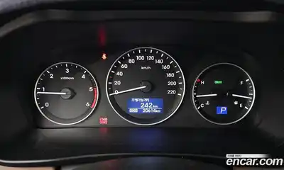 Hyundai Starex 2021 2.5 Автомат в Москве № 130341, миниатюра 8