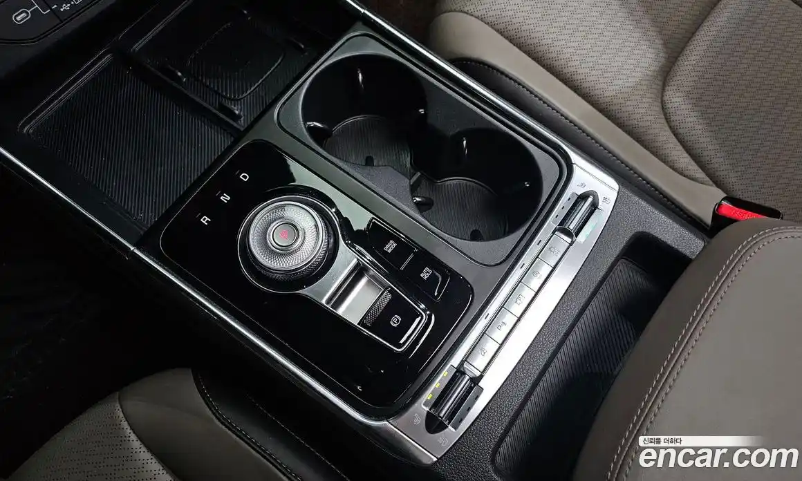 Kia Canival 2024 2.2 Автомат в Москве № 131559, фото 2