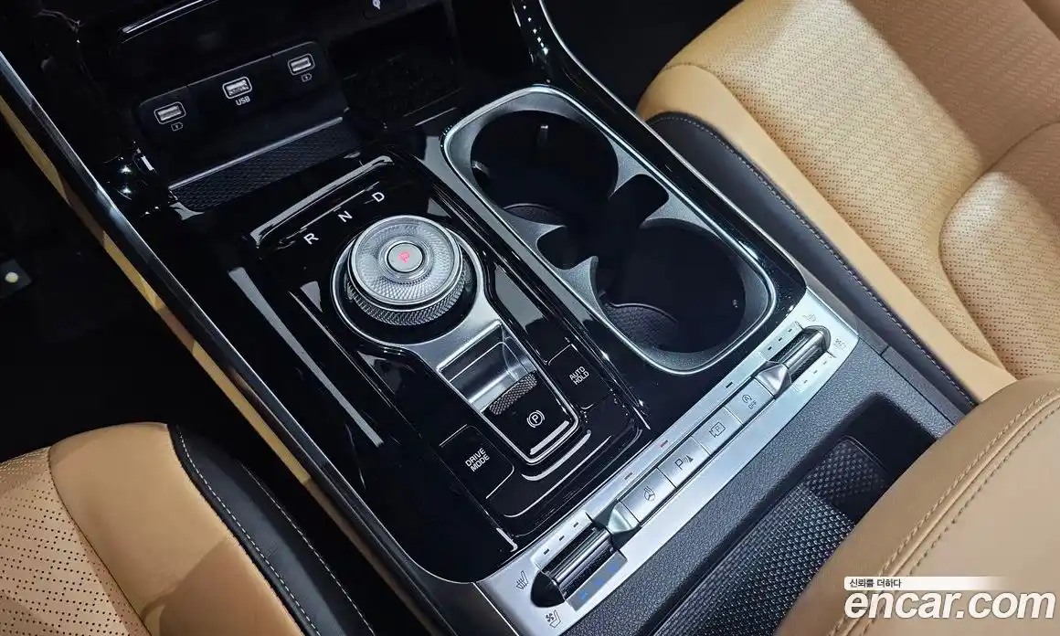 Kia Canival 2023 2.2 Автомат в Москве № 132865, фото 8