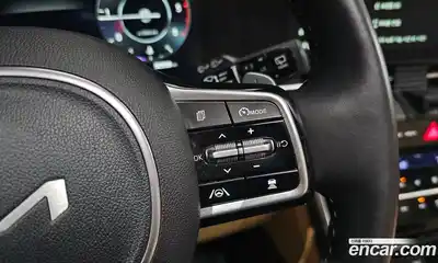 Kia Canival 2023 2.2 Автомат в Москве № 132865, миниатюра 9