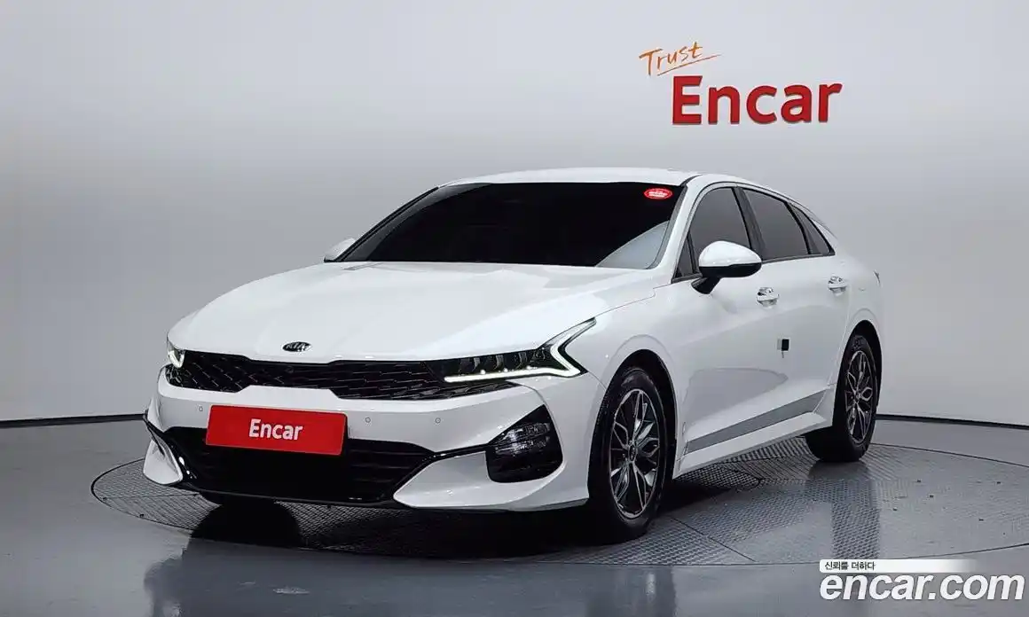 Kia K5 2020 2.0 Автомат в Москве № 133321, фото 1